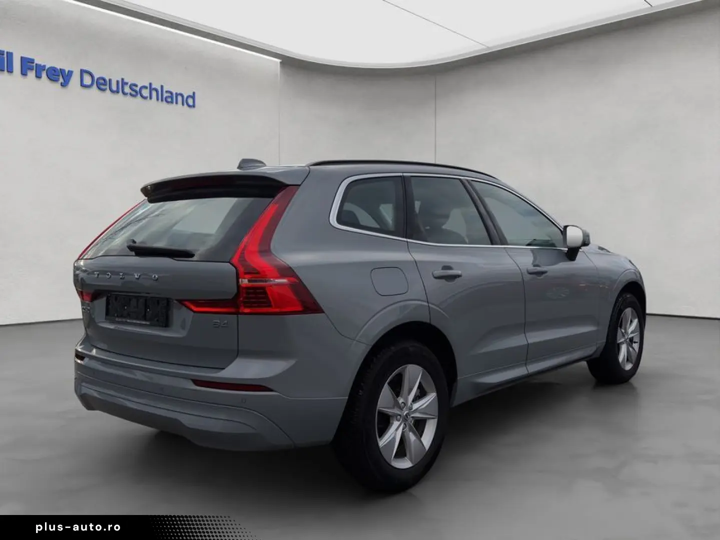 VOLVO XC60 B4 Core Aut LED-Thors-Hammer Google-Maps Ka