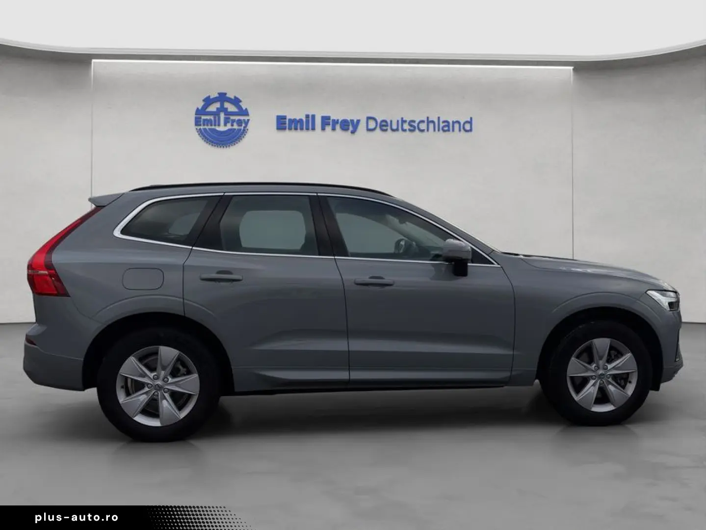VOLVO XC60 B4 Core Aut LED-Thors-Hammer Google-Maps Ka