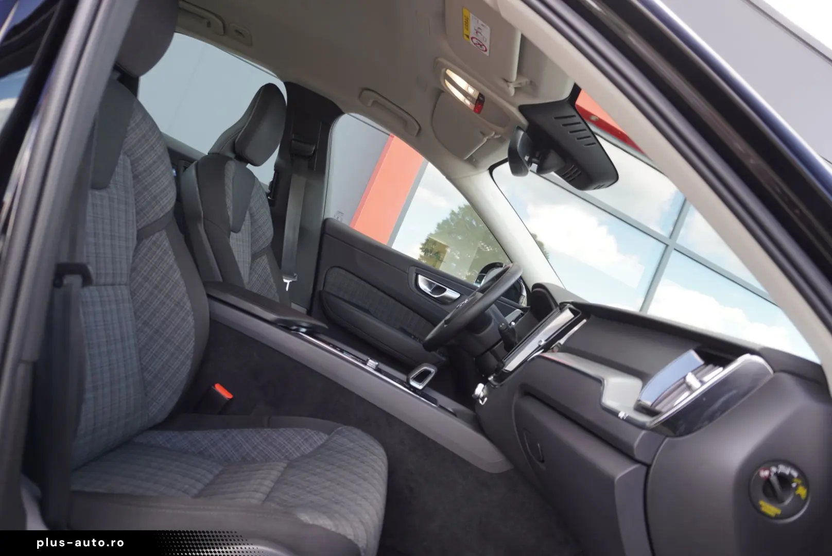 VOLVO XC60 Core 2WD Kamera Navigation LED Virtual DAB