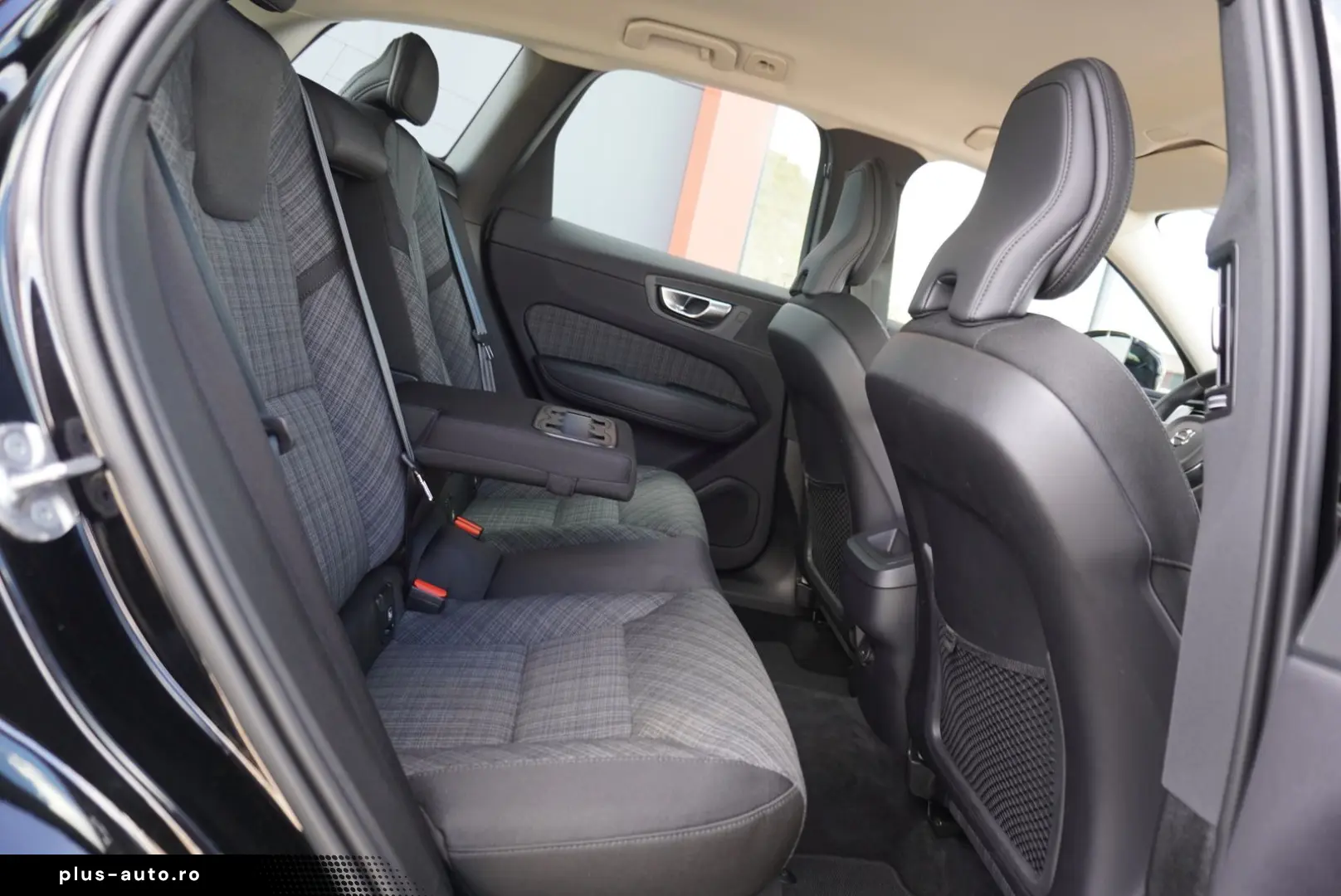 VOLVO XC60 Core 2WD Kamera Navigation LED Virtual DAB