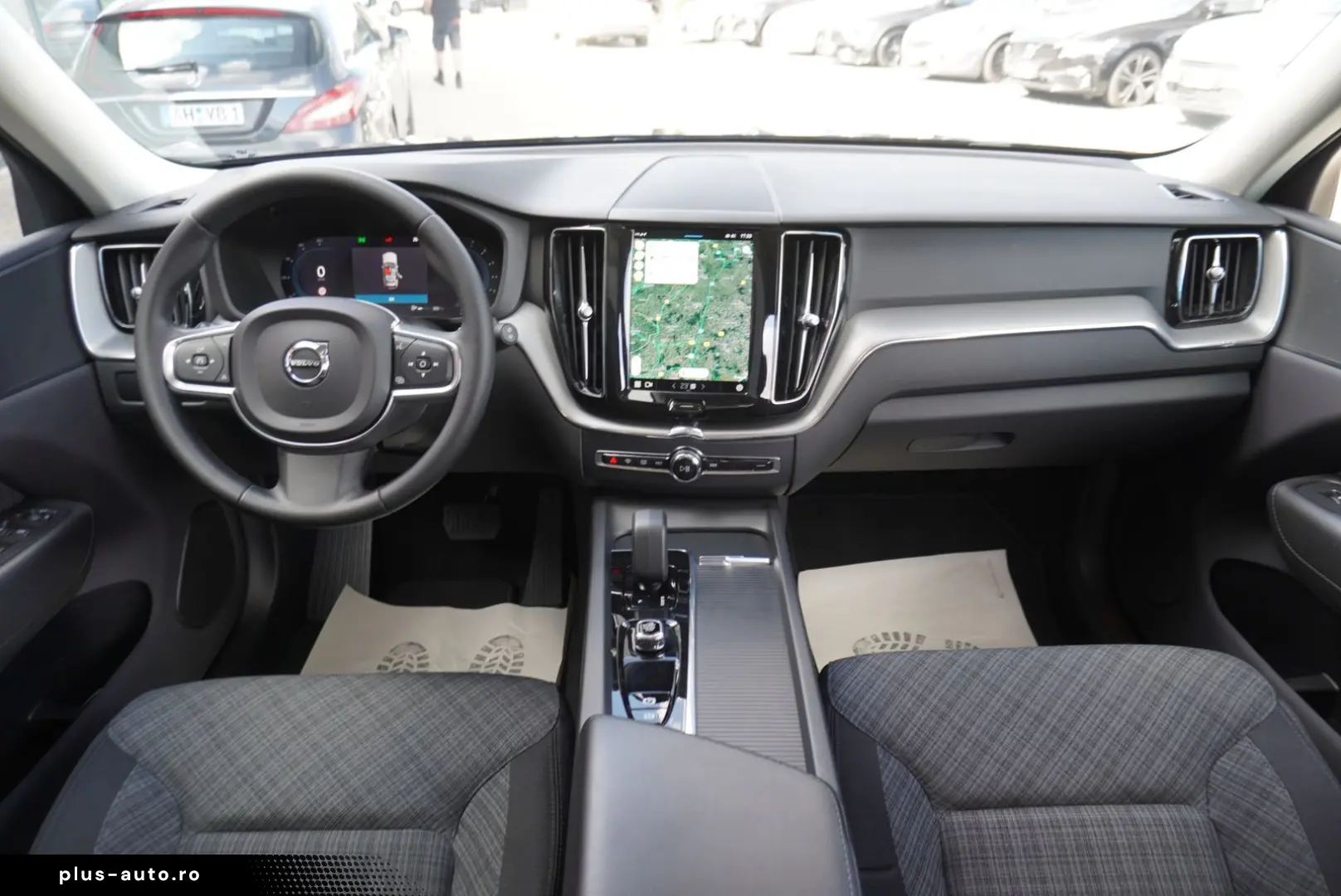 VOLVO XC60 Core 2WD Kamera Navigation LED Virtual DAB