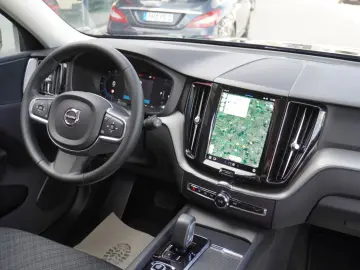 VOLVO XC60 Core 2WD Kamera Navigation LED Virtual DAB