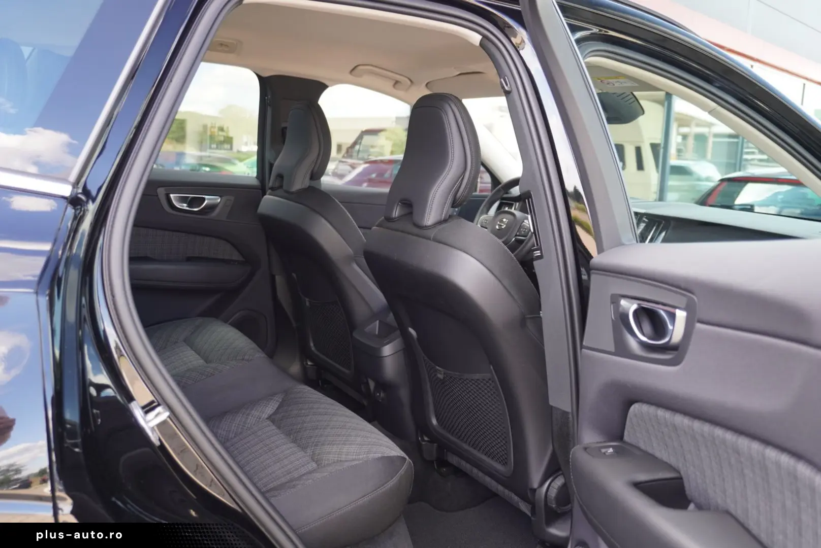 VOLVO XC60 Core 2WD Kamera Navigation LED Virtual DAB