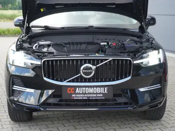 VOLVO XC60 Core 2WD Kamera Navigation LED Virtual DAB