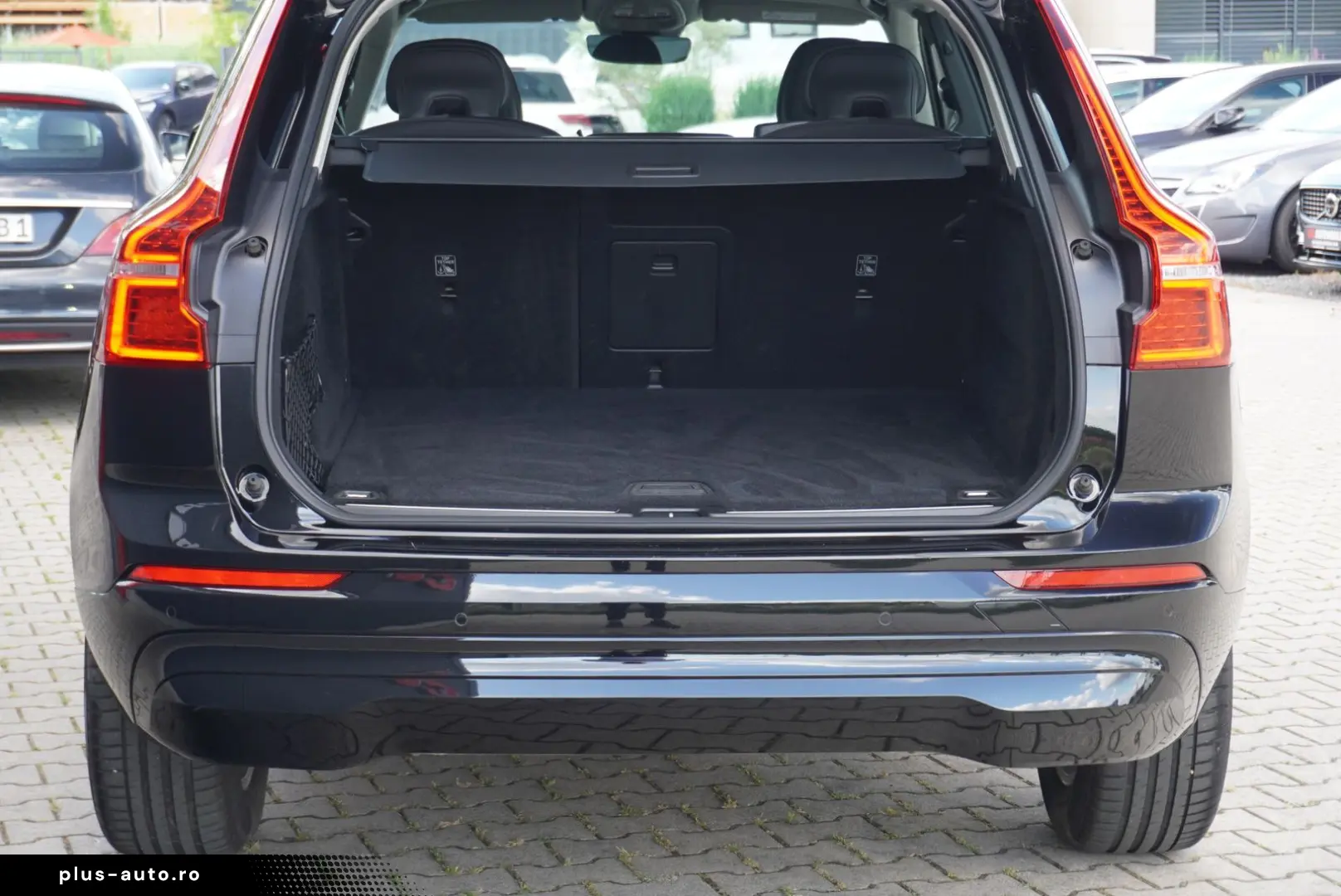 VOLVO XC60 Core 2WD Kamera Navigation LED Virtual DAB