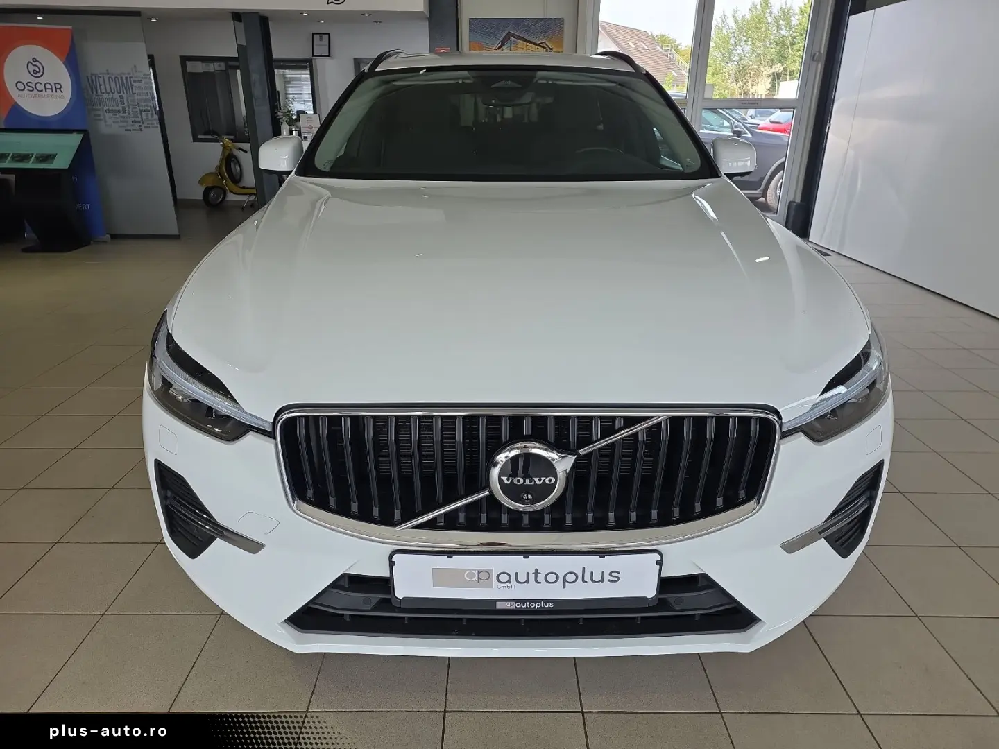 VOLVO XC60 B4 Momentum Pro 360  WinterPaket LED Google