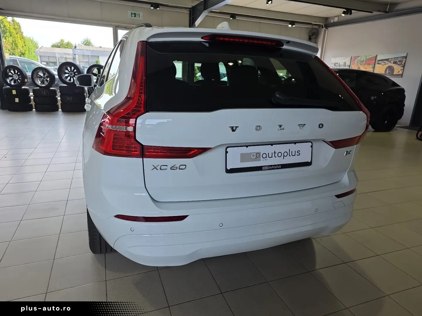 VOLVO XC60 B4 Momentum Pro 360  WinterPaket LED Google