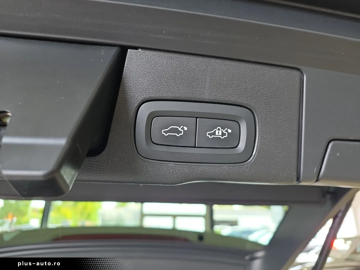 VOLVO XC60 B4 Momentum Pro 360  WinterPaket LED Google