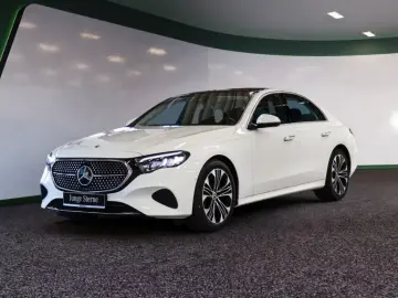 Mercedes-Benz E 220 d Avantgarde PANO LED NAVI KAMERA