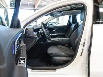 Mercedes-Benz E 220 d Avantgarde PANO LED NAVI KAMERA