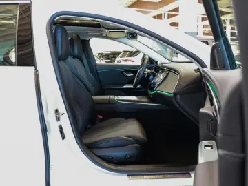 Mercedes-Benz E 220 d Avantgarde PANO LED NAVI KAMERA