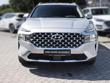 HYUNDAI SANTA FE 1.6 T-GDI BASIS PHEV 4WD SHZ NAVI LED