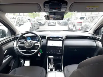 HYUNDAI Tucson 1.6 T-GDI Select CarPlay Kamera