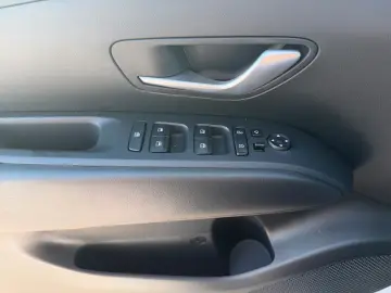 HYUNDAI TUCSON Select 1 6 T-GDI DCT Mild-Hybrid 2WD