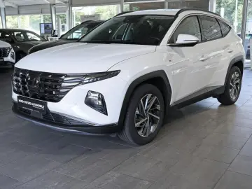 HYUNDAI TUCSON TREND KAMERA ACC PDC SHZ