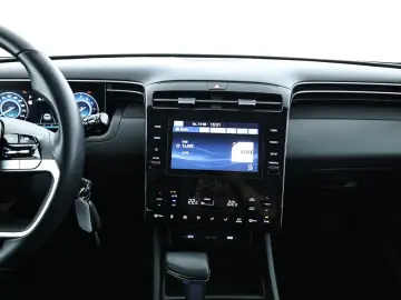 HYUNDAI Tucson 1.6 T-GDI Select LED Navi PDC Kamera