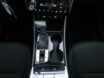 HYUNDAI Tucson 1.6 T-GDI Select LED Navi PDC Kamera