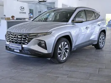 HYUNDAI TUCSON 1.6 T-GDI TREND 4WD SHZ LHZ NAVI KAMERA