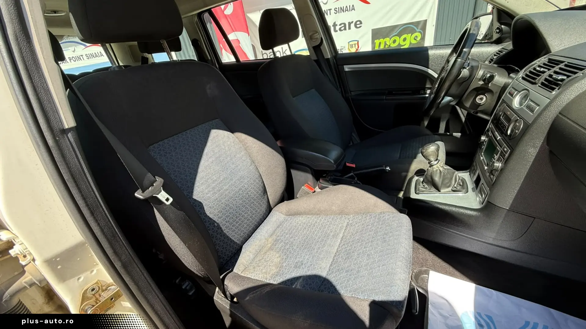 Ford Mondeo Break 2006 2.0TdCI 115Cp Manual Rate