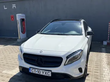 Mercedes-Benz GLA 180