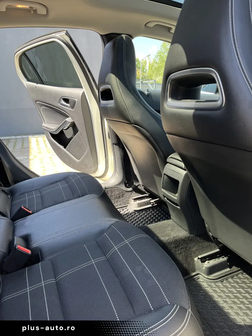 Mercedes-Benz GLA 180