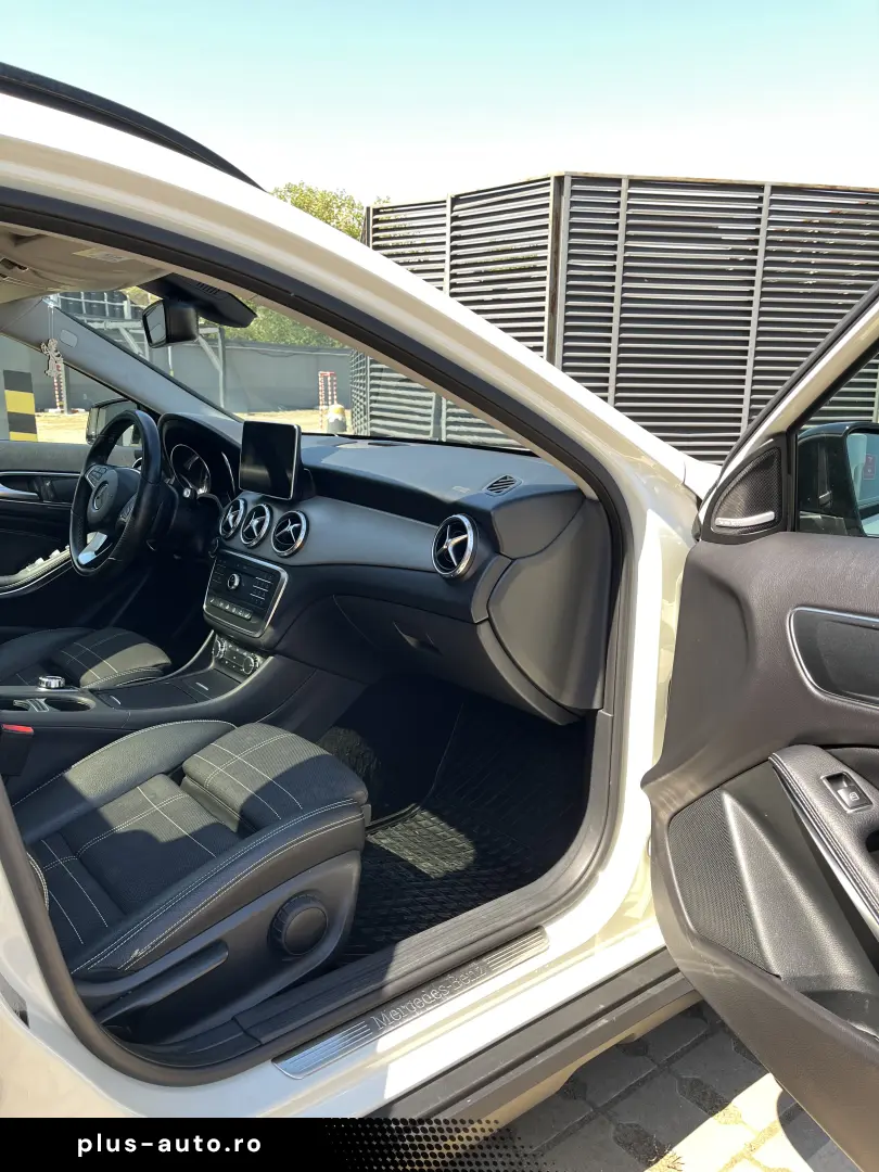 Mercedes-Benz GLA 180