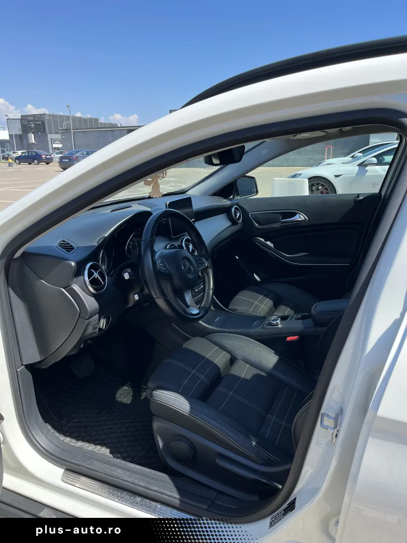 Mercedes-Benz GLA 180