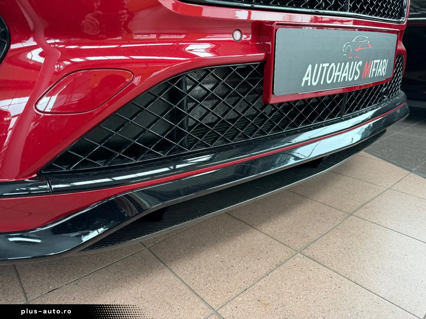 BENTLEY Bentayga V8 S NAIM Carbon Kristall 360  HUD 22