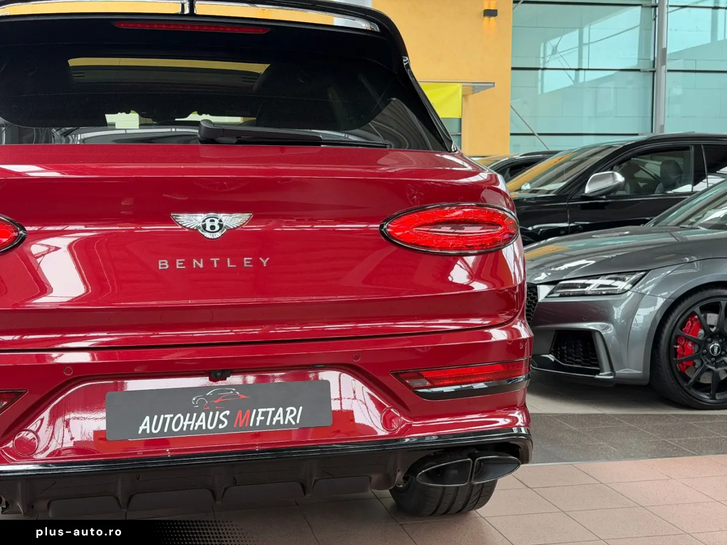 BENTLEY Bentayga V8 S NAIM Carbon Kristall 360  HUD 22