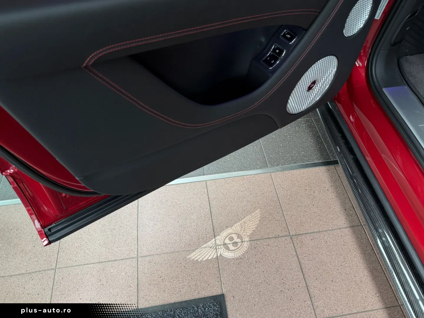 BENTLEY Bentayga V8 S NAIM Carbon Kristall 360  HUD 22