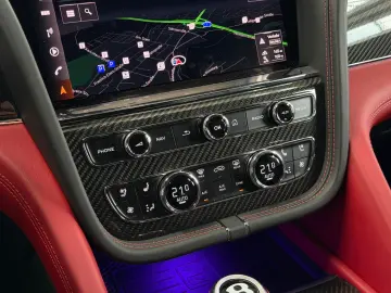 BENTLEY Bentayga V8 S NAIM Carbon Kristall 360  HUD 22