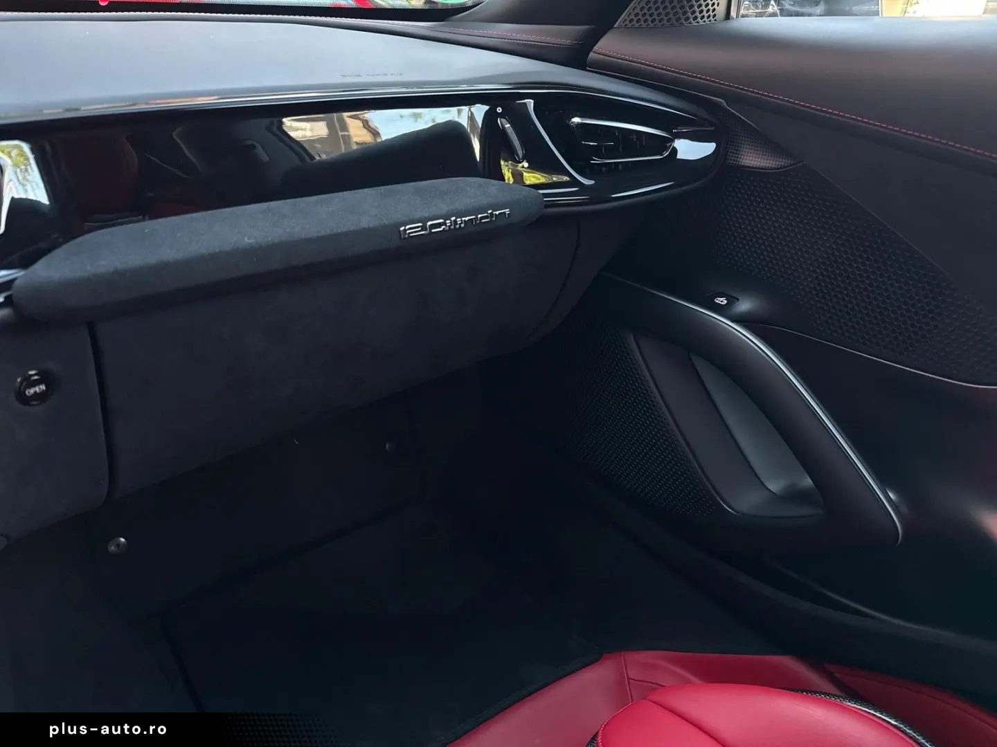FERRARI 12Cilindri  Embleme Navi PDC Klima Leder