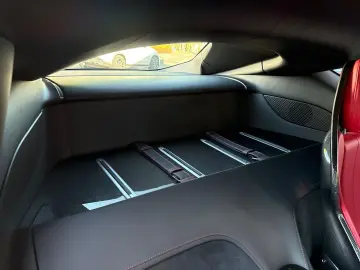 FERRARI 12Cilindri  Embleme Navi PDC Klima Leder