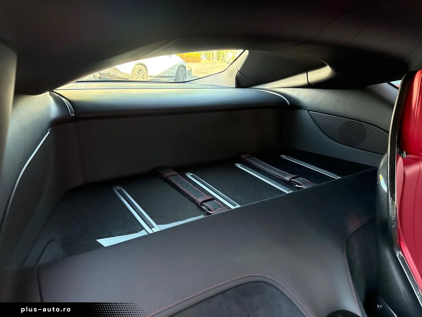 FERRARI 12Cilindri  Embleme Navi PDC Klima Leder