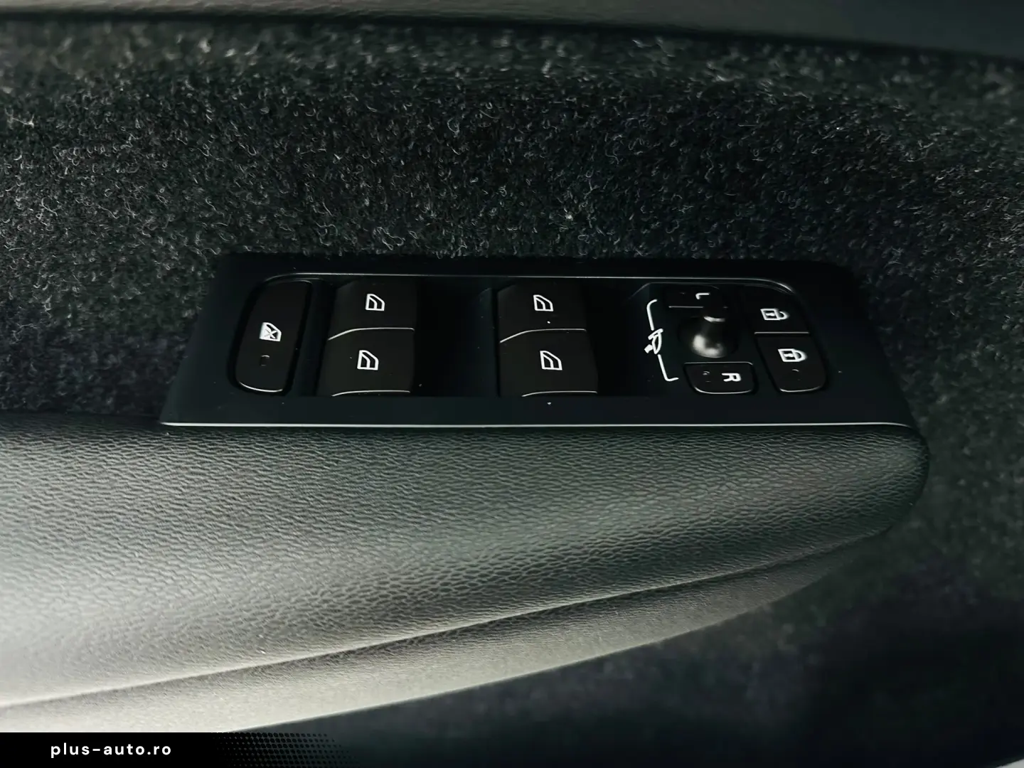 VOLVO XC40 2019 2.0D E6 4X4 Garantie 12 Luni Rate Avans 0 Do
