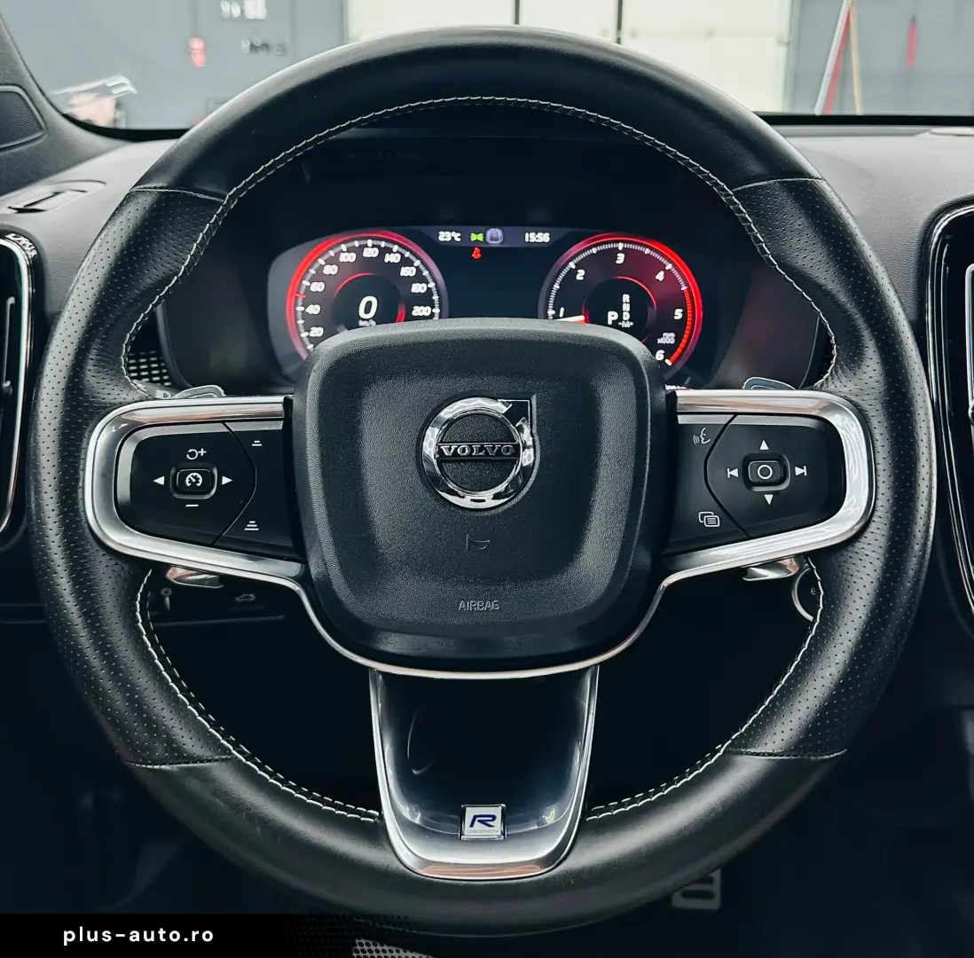 VOLVO XC40 2019 2.0D E6 4X4 Garantie 12 Luni Rate Avans 0 Do