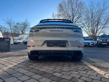 Porsche Cayenne Coupé Turbo S E-Hybrid
