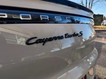Porsche Cayenne Coupé Turbo S E-Hybrid