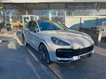 Porsche Cayenne Coupé Turbo S E-Hybrid