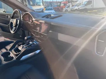 Porsche Cayenne Coupé Turbo S E-Hybrid