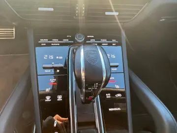 Porsche Cayenne Coupé Turbo S E-Hybrid