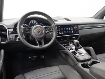 Porsche Cayenne GTS ✨ Porsche Approved Masaj