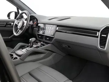 Porsche Cayenne GTS ✨ Porsche Approved Masaj