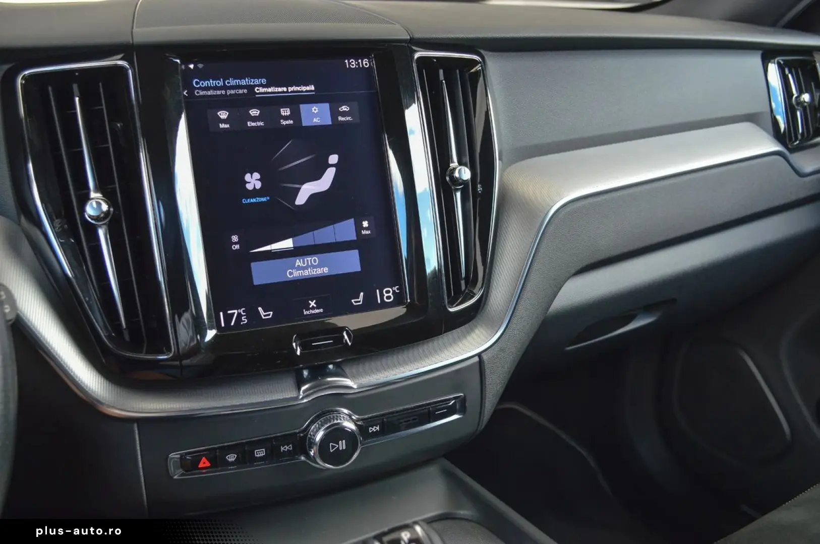 2018 Volvo XC-60 D4 AWD R-Design 190 CP Diesel  Automată RAT