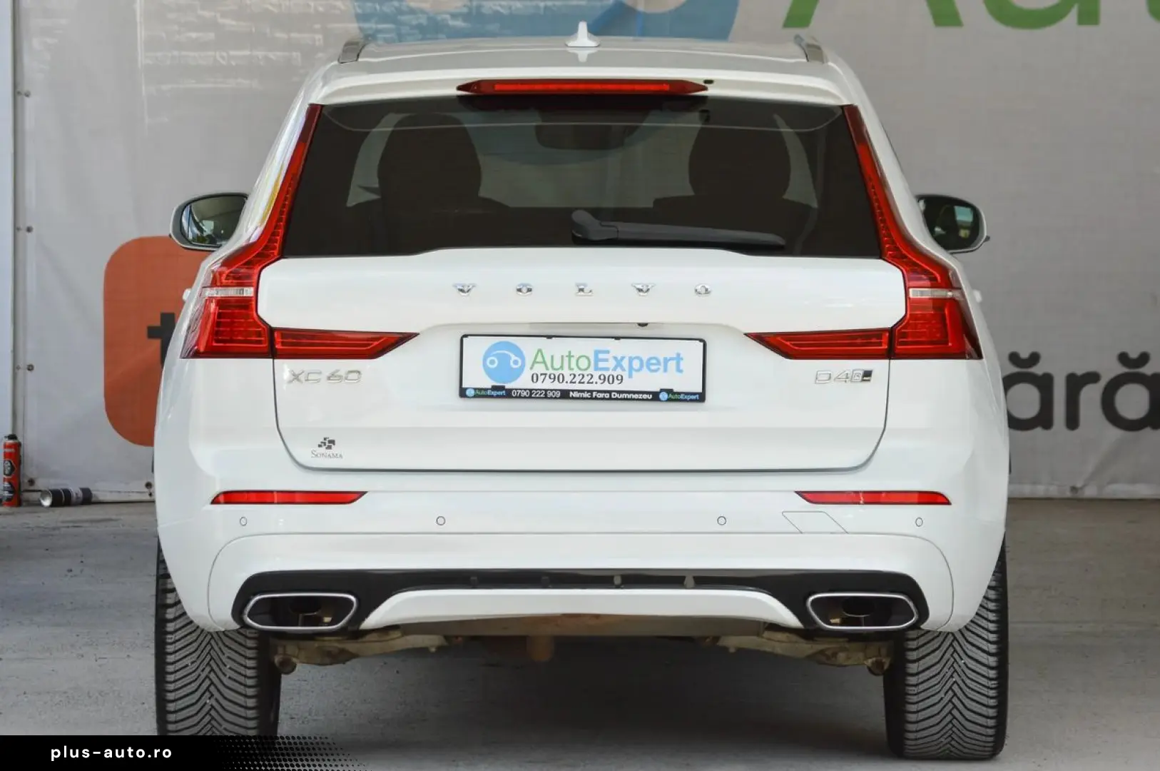 2018 Volvo XC-60 D4 AWD R-Design 190 CP Diesel  Automată RAT