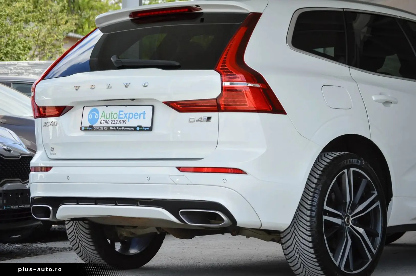 2018 Volvo XC-60 D4 AWD R-Design 190 CP Diesel  Automată RAT