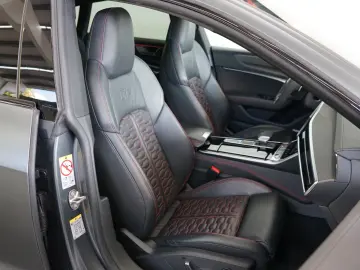 AUDI RS7 quattro Mattlackierung Pano Sitzklima 280kmh