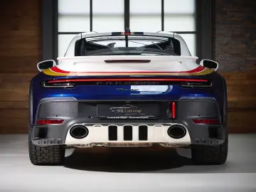 PORSCHE 992 Dakar   1. Hand   Rallye Design & SportPaket