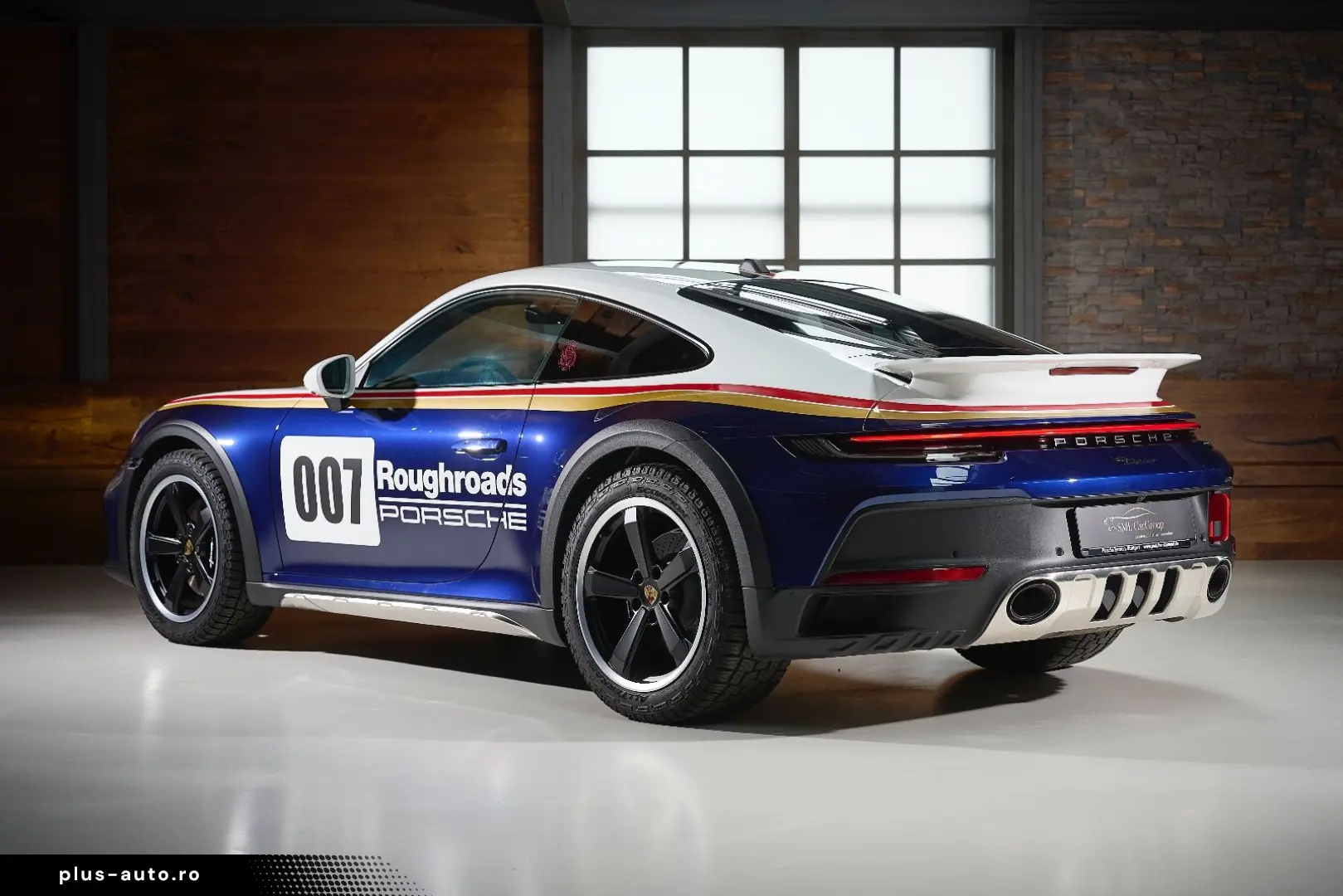 PORSCHE 992 Dakar   1. Hand   Rallye Design & SportPaket