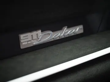 PORSCHE 992 Dakar   1. Hand   Rallye Design & SportPaket